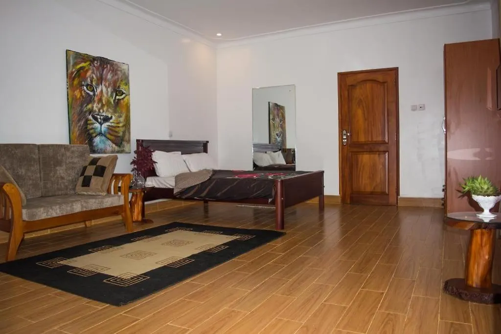 Greenwells Apartments Кампала